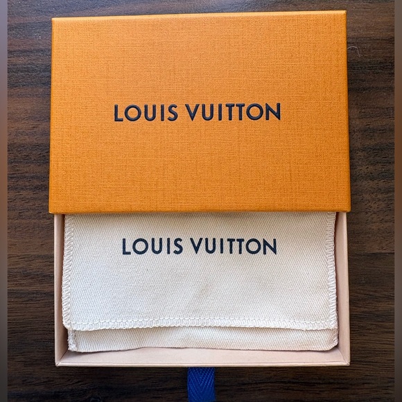 NEW Louis Vuitton Bracelet - Picture 4 of 6